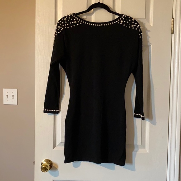 Unique beaded dress - Picture 2 of 3